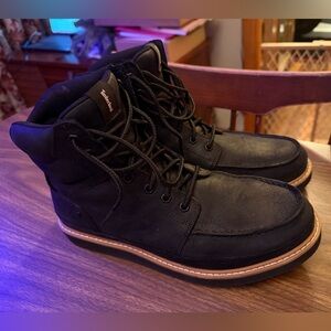 Timberland Men's Newmarket mid lace up Boots Black Leather